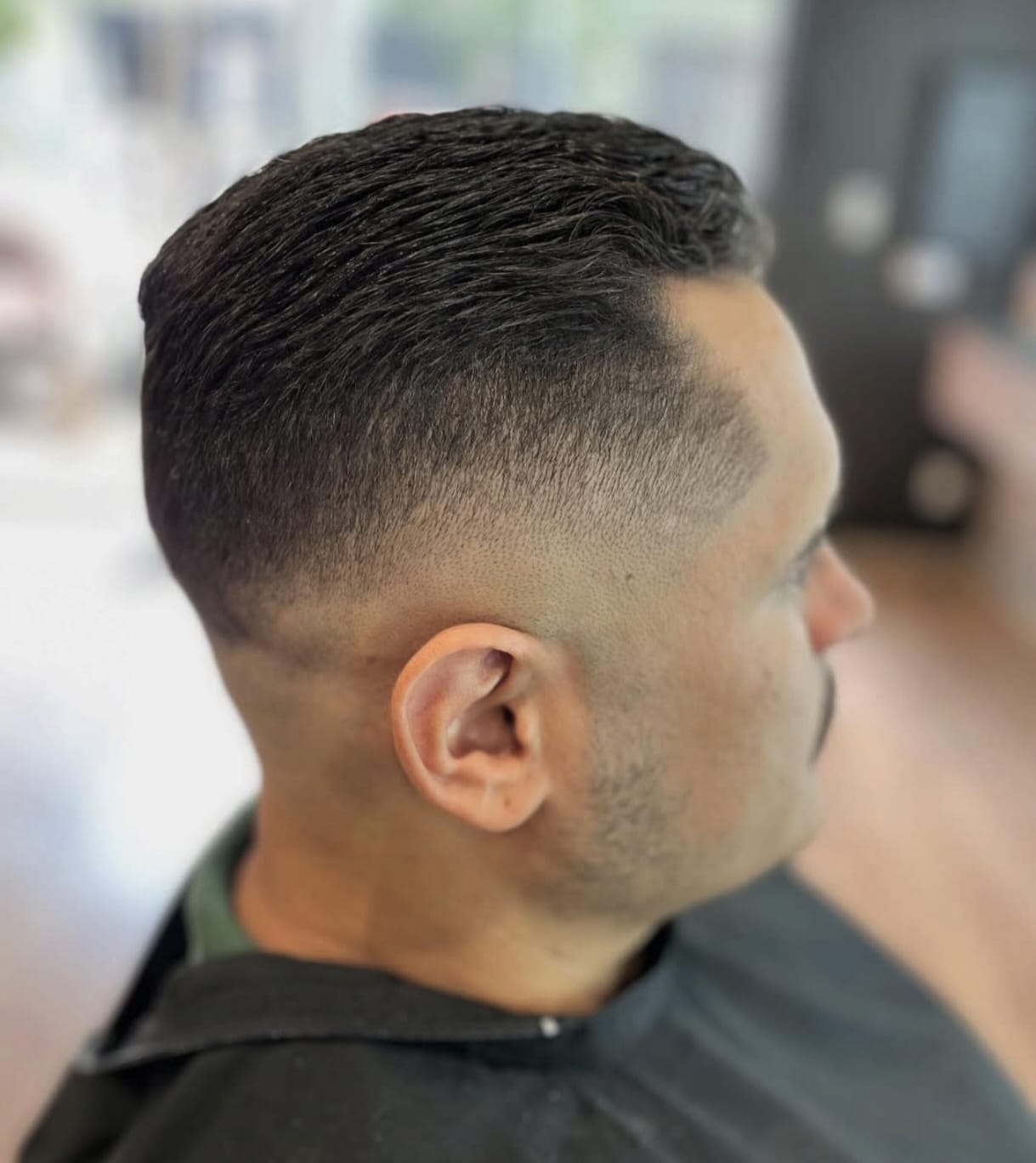 Corte masculino estiloso